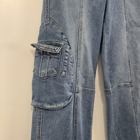 BBJ Los Angeles High Rise Wide Flare Leg Cargo Jeans Size 1/25 Y2K Streetwear - Picture 2 of 13